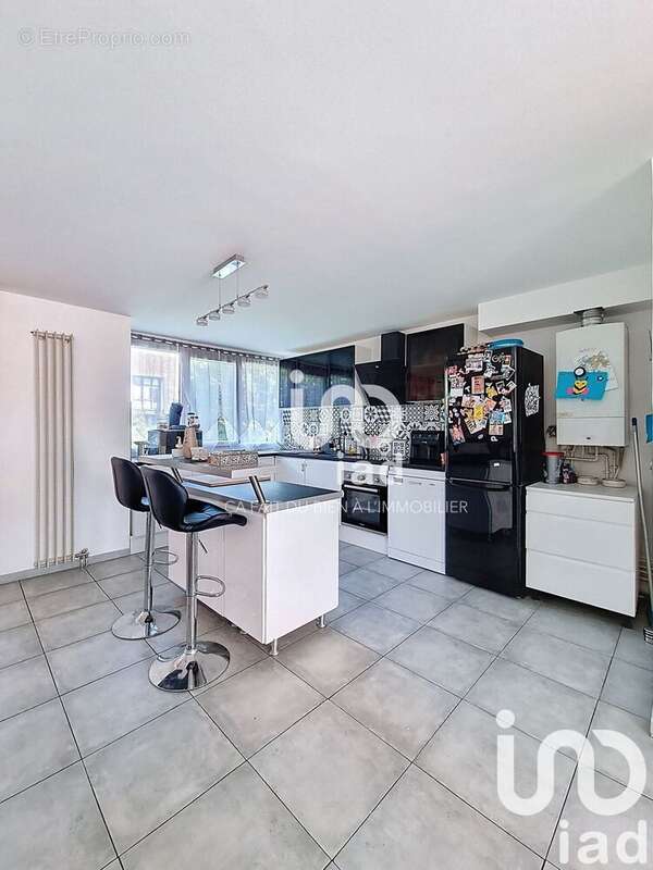 Photo 4 - Appartement à SAVIGNY-LE-TEMPLE