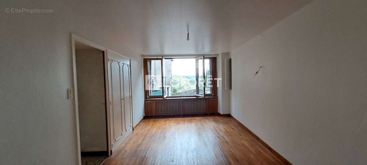 Maison à SAINT-FLOUR