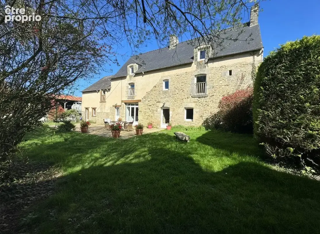 Maison à SAINT-JUVAT