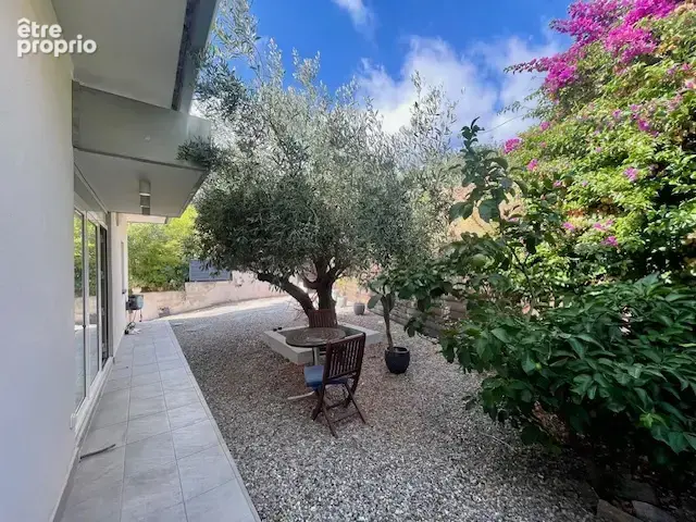 Appartement F4/5 en duplex 'Esprit Maison' avec terrasses garage et grand jardin - photo 3