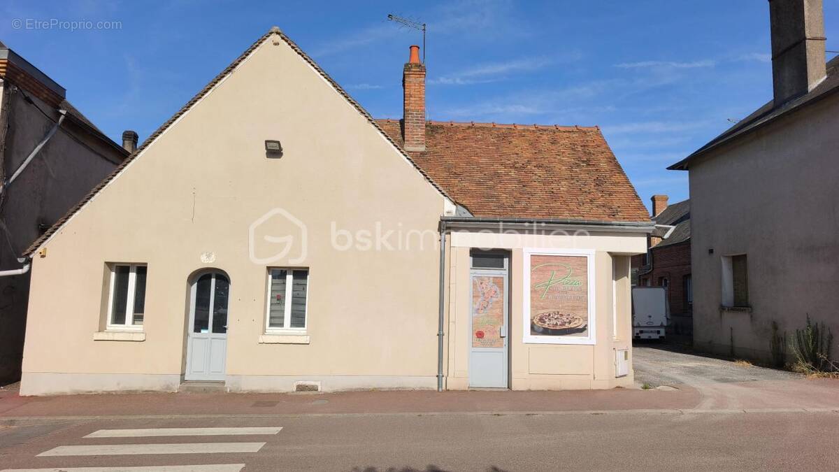 Commerce à COULLONS
