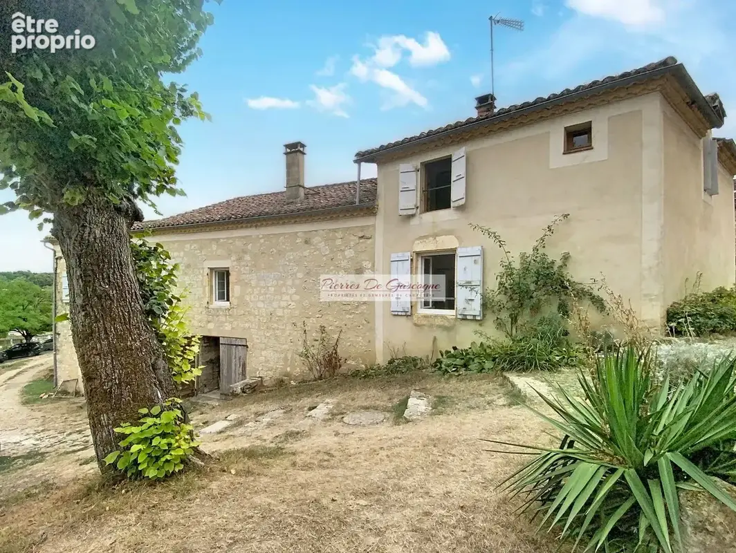 Maison à CASTERA-VERDUZAN