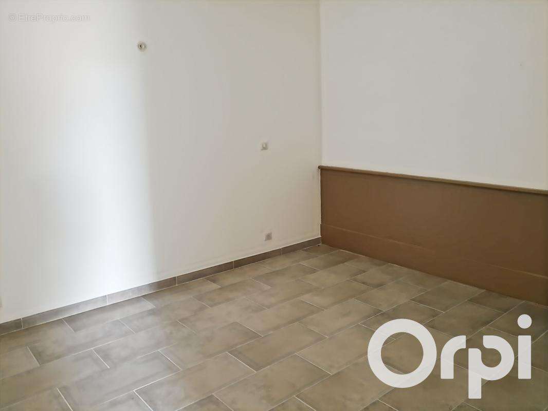 Appartement à PONT-SAINT-ESPRIT