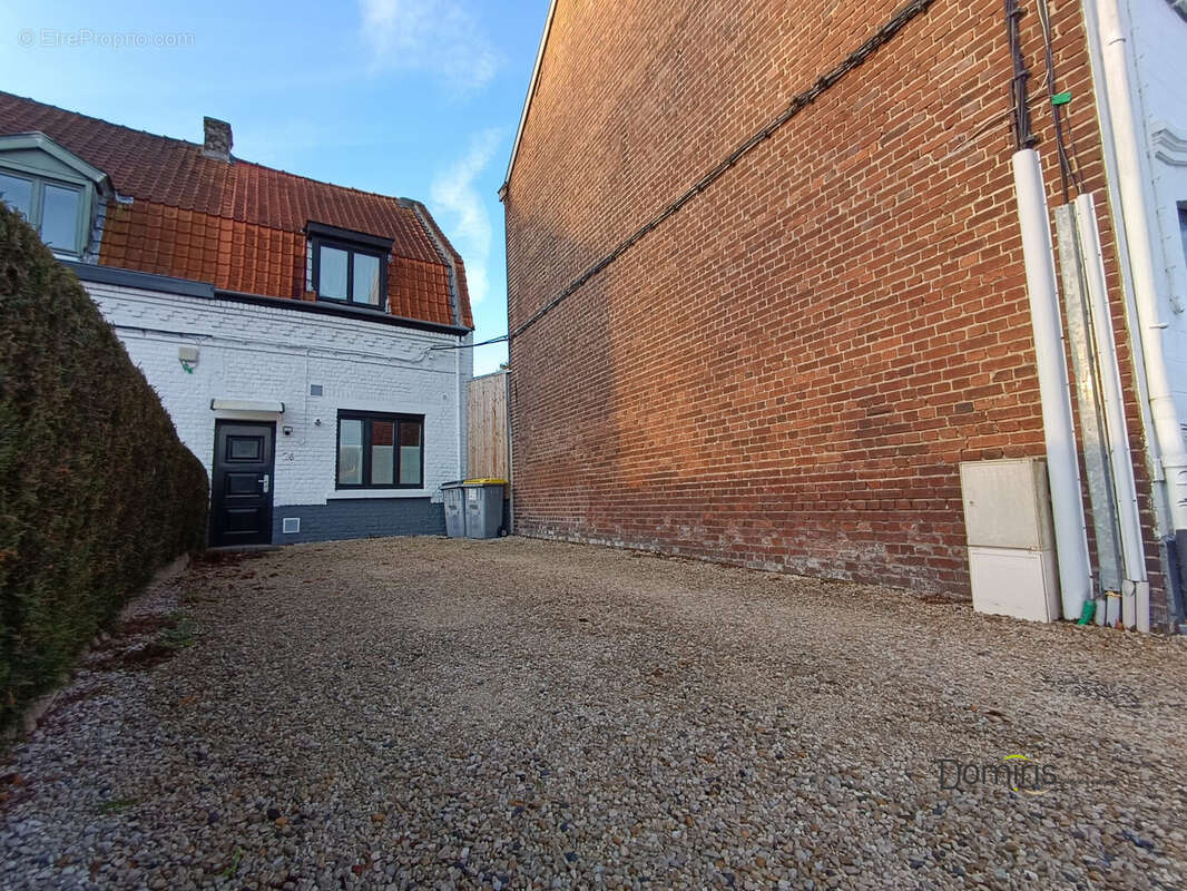 Maison à LYS-LEZ-LANNOY