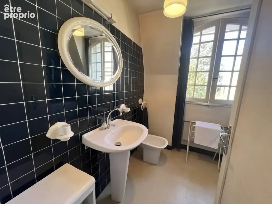CHÂTELLERAULT – Maison familiale 152 m² – 5 chambres – Vie de plain-pied – Terrain 1 000 m² - photo 12