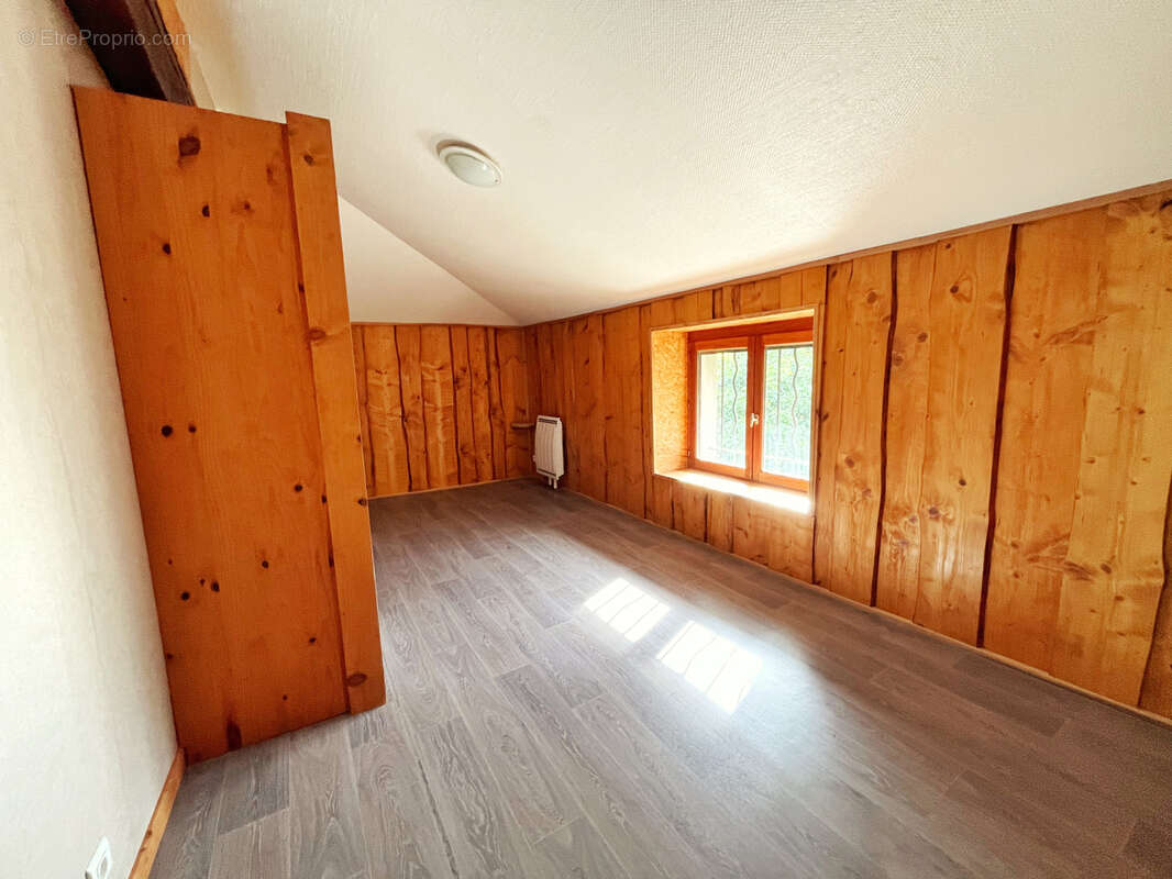 Maison en forêt a 15 minutes du lac des sapins - photo 14