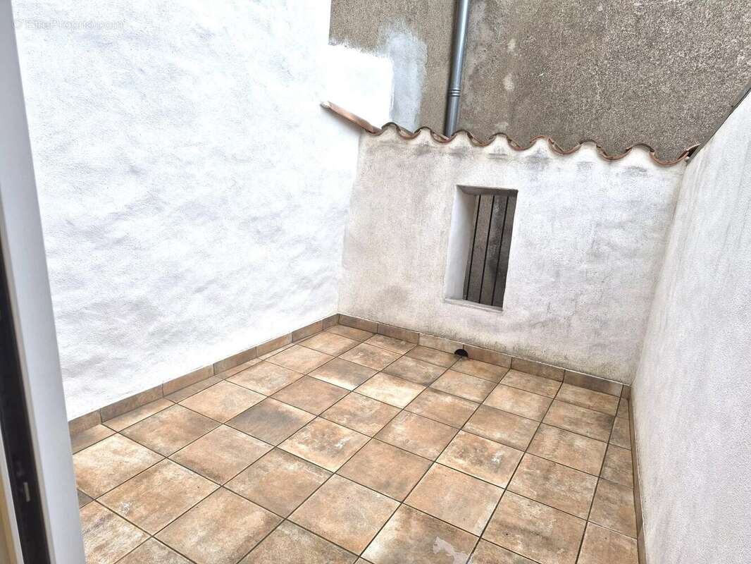 Maison à FABREZAN