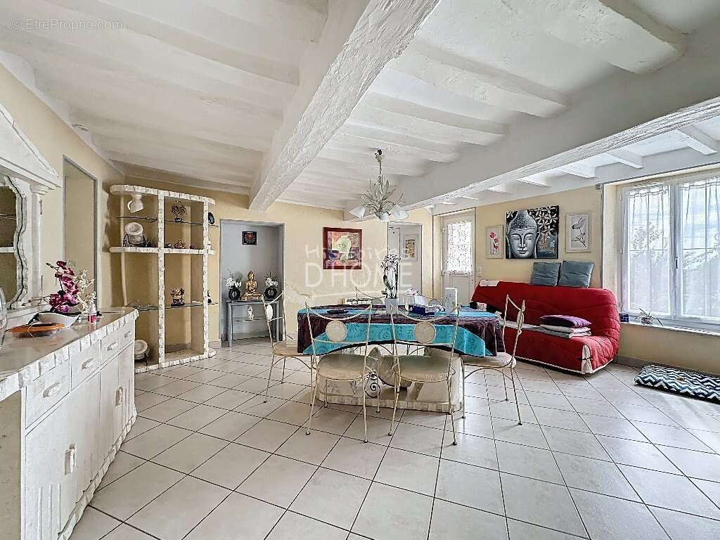 Maison à LA FERTE-GAUCHER