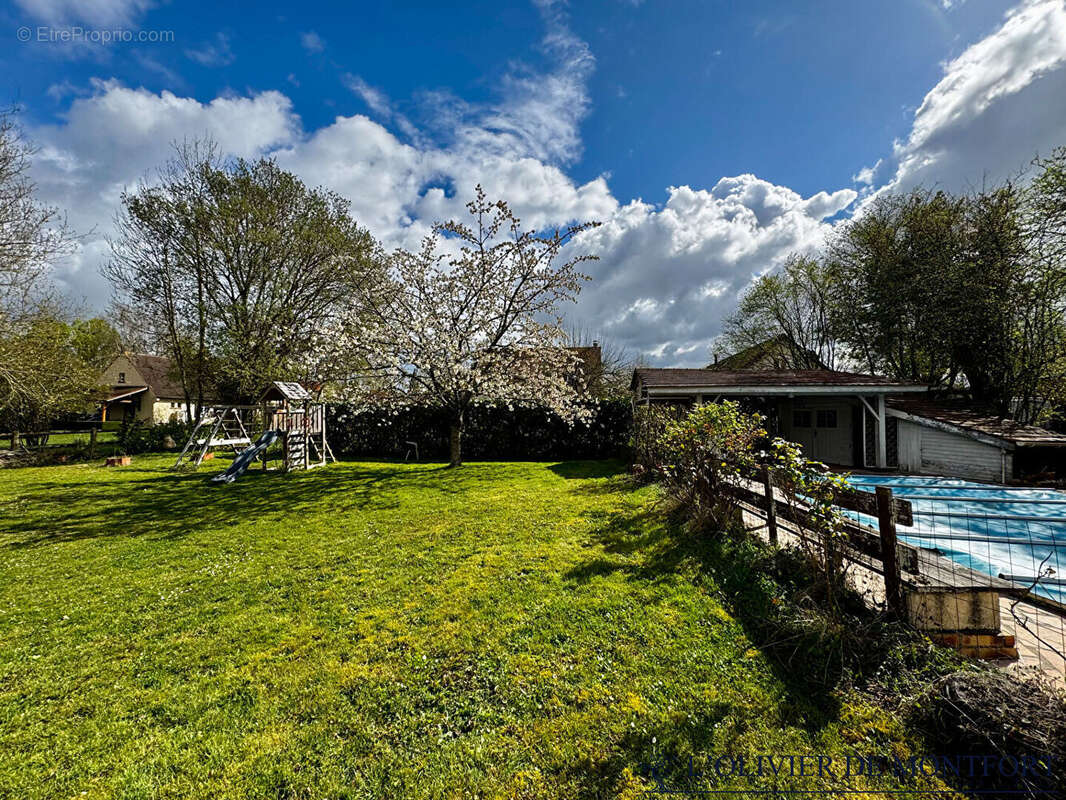 Maison à MONTFORT-L'AMAURY