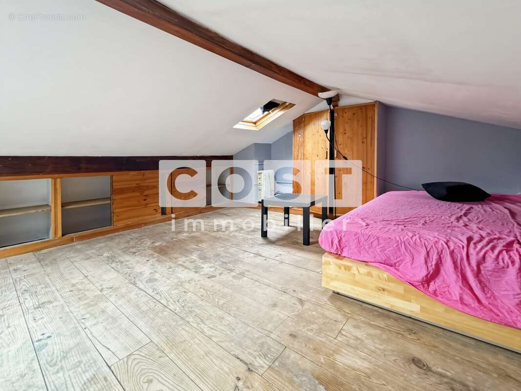 Appartement à COLOMBES