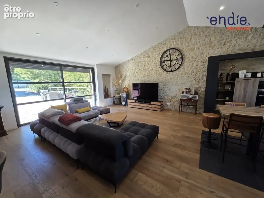 Photo Maison à Mas-Saintes-Puelles au prix de 549 000€