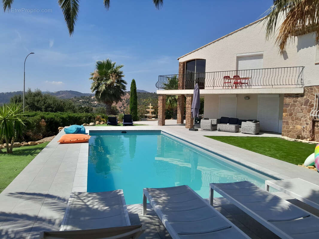 Villa avec piscine et vue sur le Golfe de Saint-Tropez ! - photo 21
