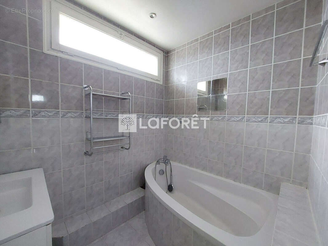 Appartement à VILLEMOMBLE