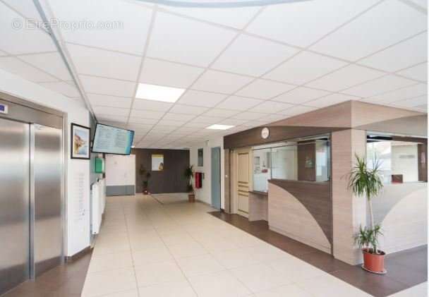 INVESTISSEMENT LOCATIF  Bobigny  Résidence Affaires Logely Residis Bobigny  7.06% de rentabilité - photo 10