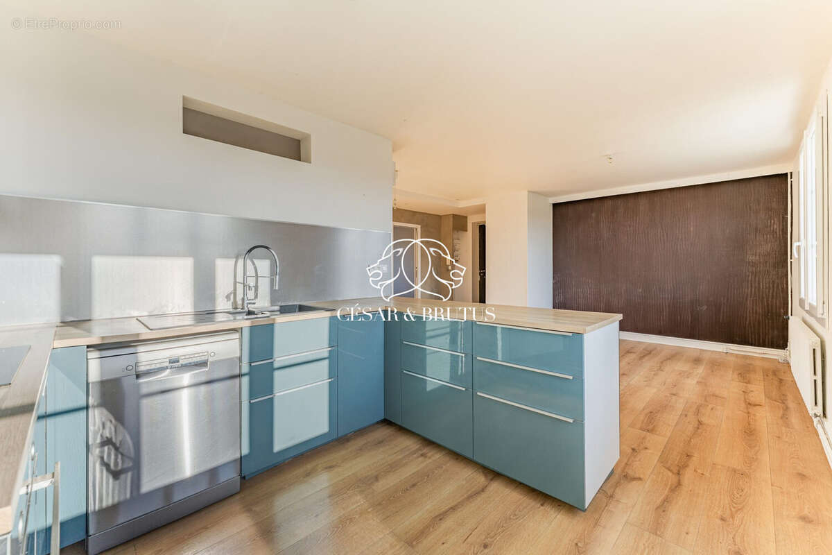 Appartement à LYON-4E