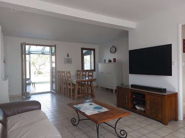 Maison à COMBS-LA-VILLE