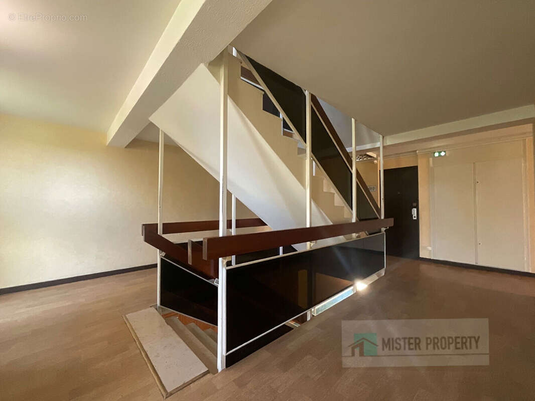 Appartement à RUEIL-MALMAISON