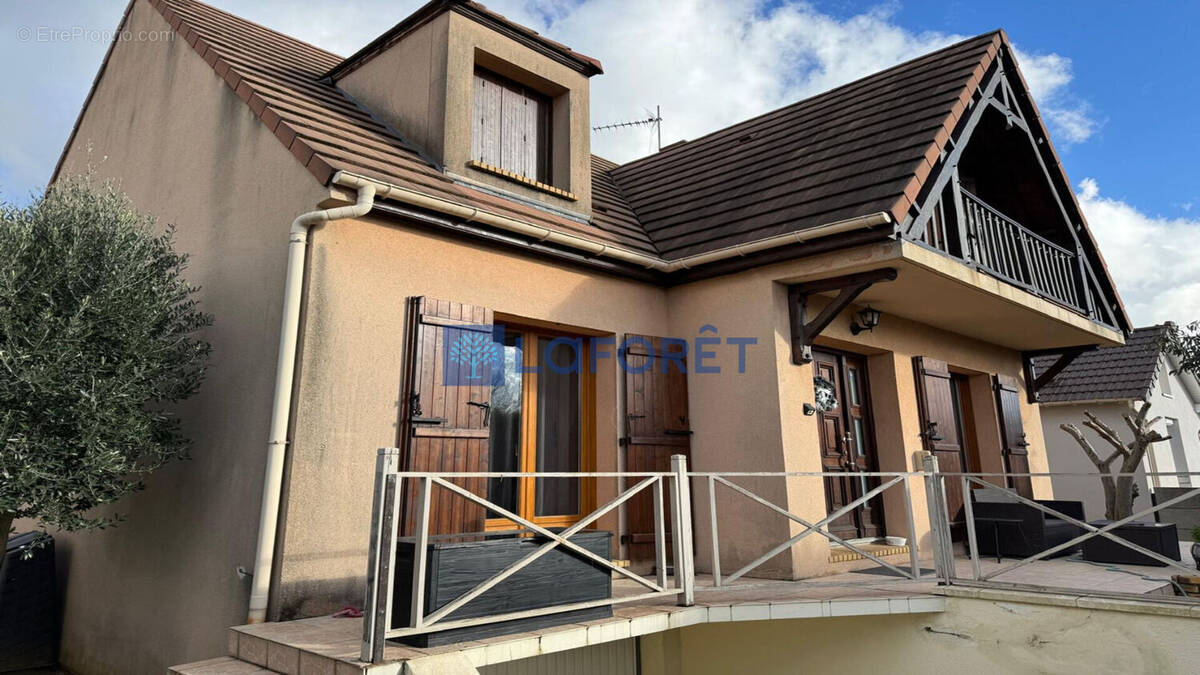 Maison à ATHIS-MONS