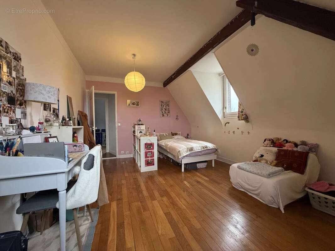 Maison à CHELLES