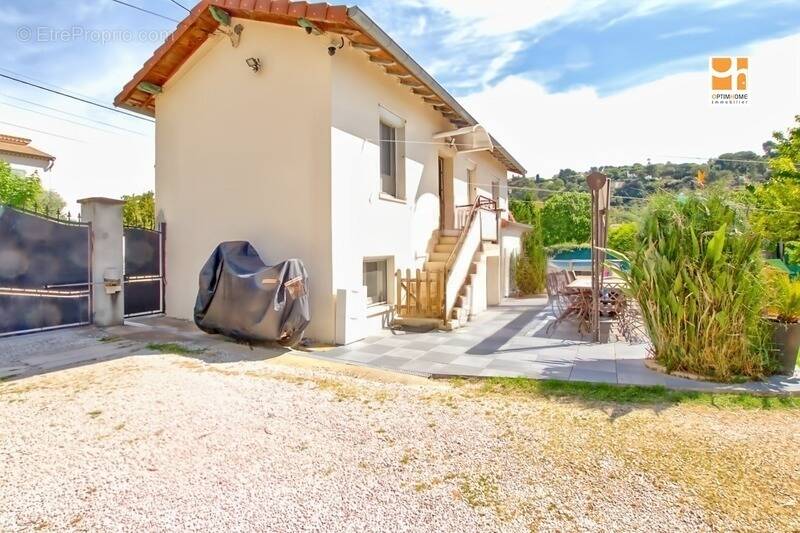 Photo Maison à Cagnes-Sur-Mer au prix de 540 000€