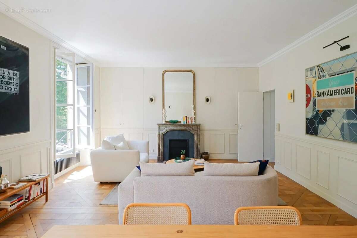 Appartement à PARIS-6E