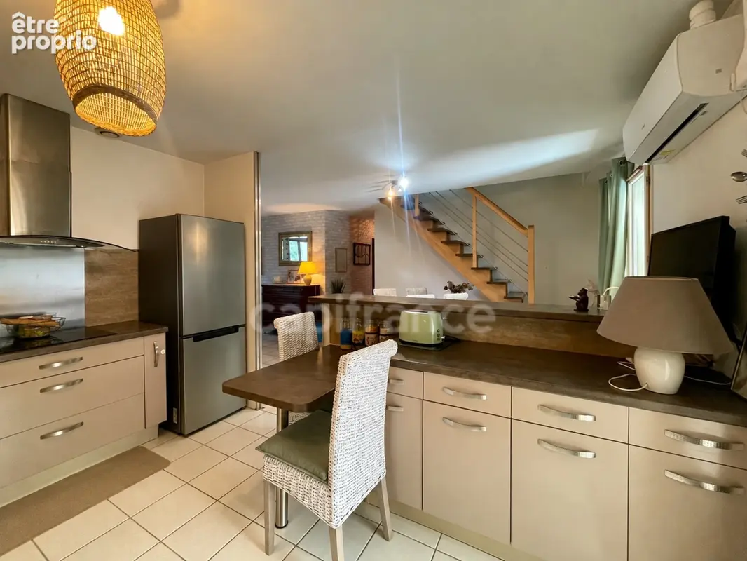 Maison à vendre 6 pièces LA GUERCHE SUR L'AUBOIS (18) - photo 6