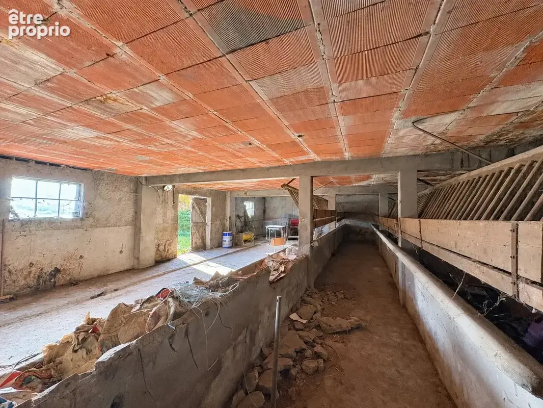 Grange sur terrain partiellement constructible Loriges - photo 5