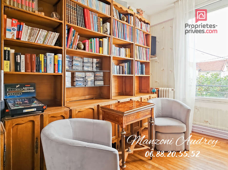 Maison à LA CHAPELLE-SAINT-LUC