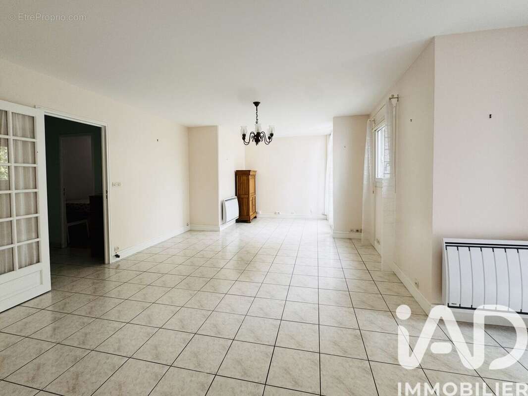 Photo 9 - Appartement à VILLEJUIF