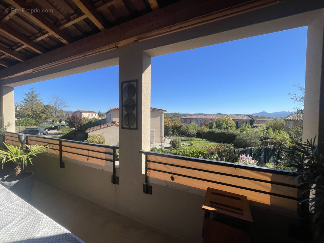 Appartement à PERTUIS