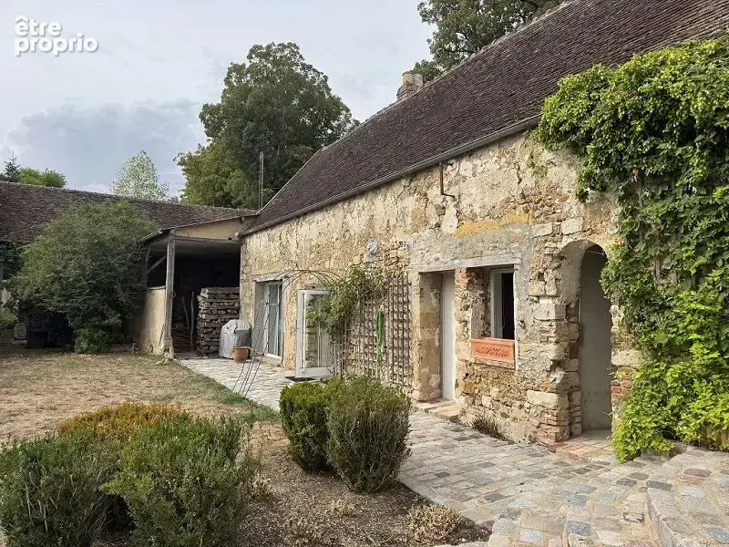 Maison 7 pièces 400 m² à vendre à Vallery (89150) - photo 2