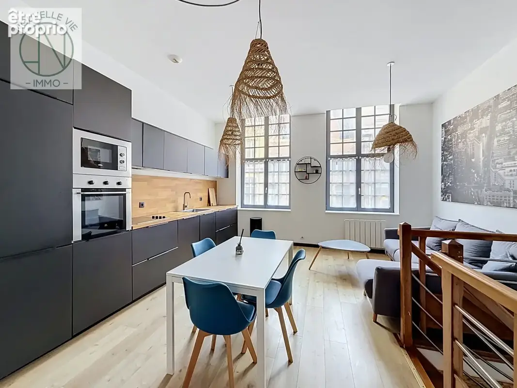 À vendre   t3 en duplex avec terrasse   vieux-lille - photo 1