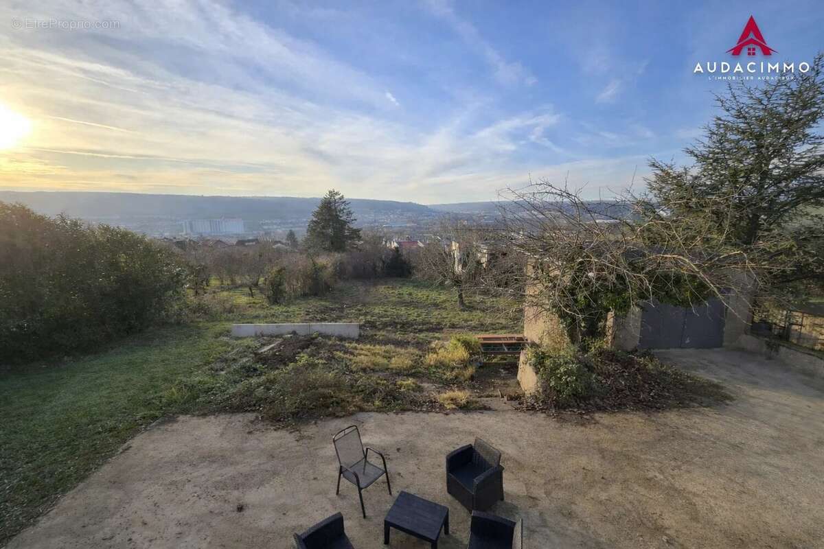 Maison à BOUXIERES-AUX-DAMES