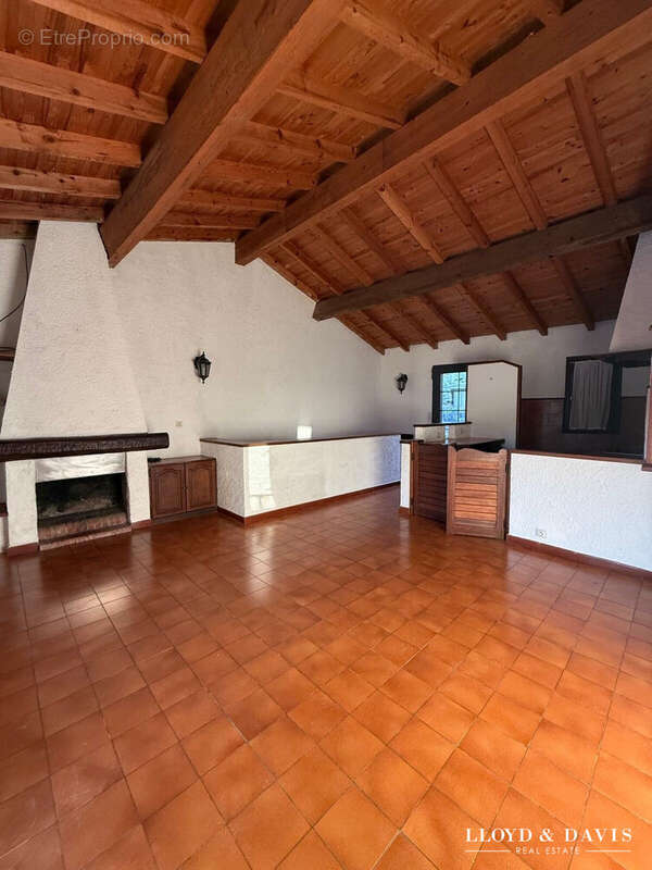 Maison à CENTURI