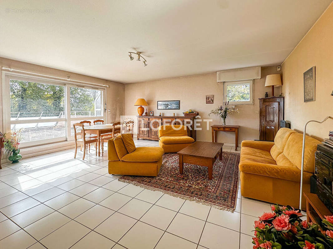 Appartement à SAINT-ISMIER