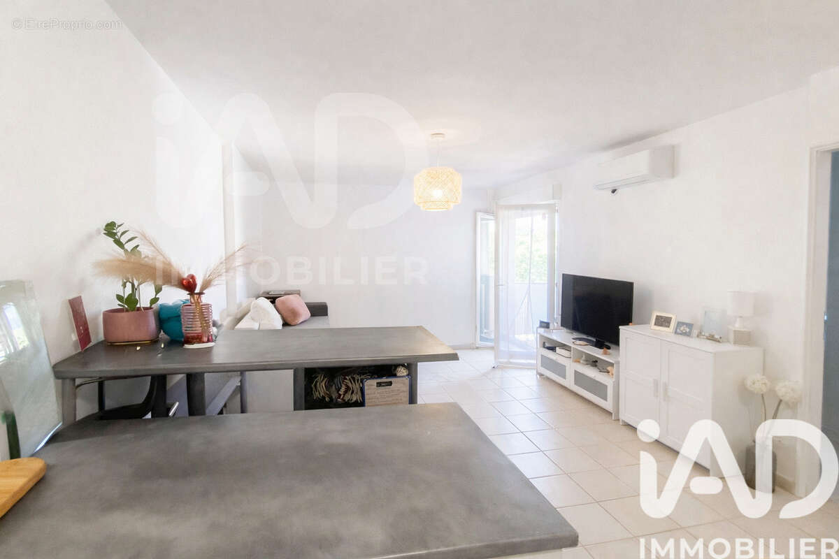 Photo 2 - Appartement à SAINT-GENIES-DE-MALGOIRES