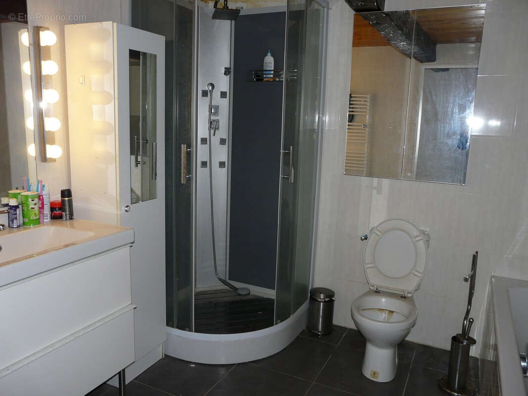 Maison à CASTELNAU-MONTRATIER