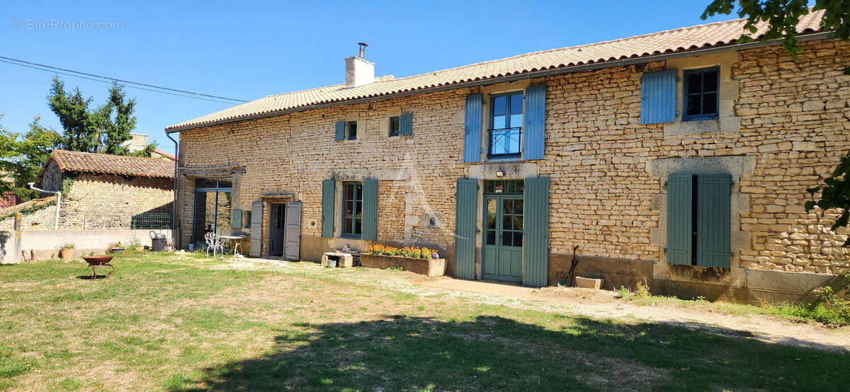 Maison à CHAUNAY