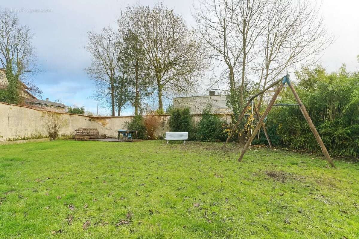 Appartement à FONTENAY-TRESIGNY