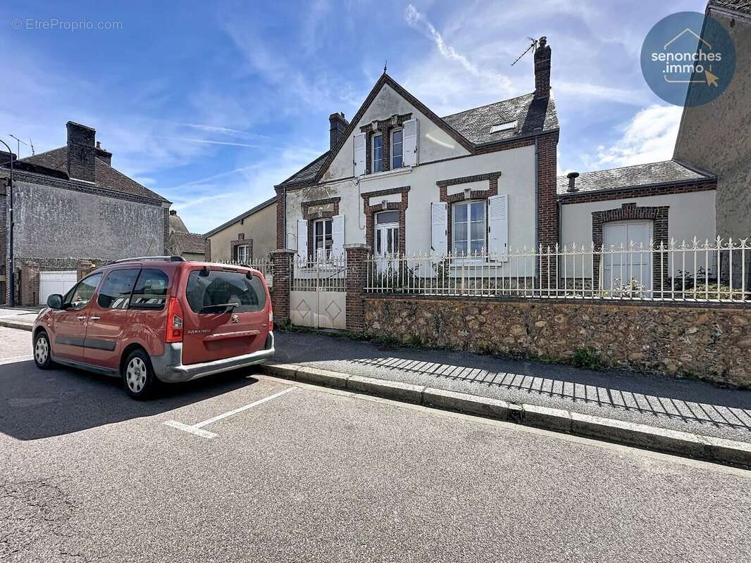 Maison à BRETONCELLES