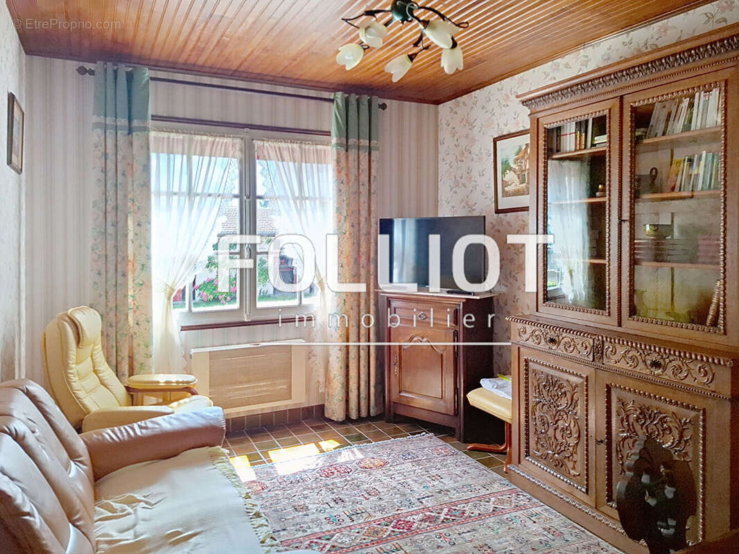 Maison à SAINT-GERMAIN-SUR-AY