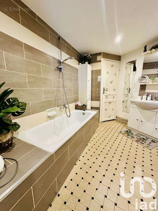 Photo 8 - Maison à BETHUNE