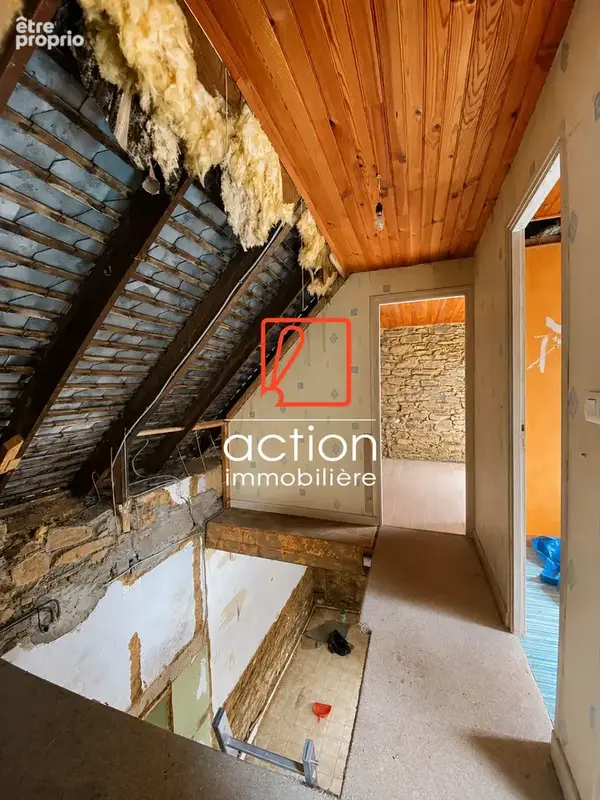 Maison de bourg de 100m2 à rénover entièrement - La Roche-Jaudy - photo 11
