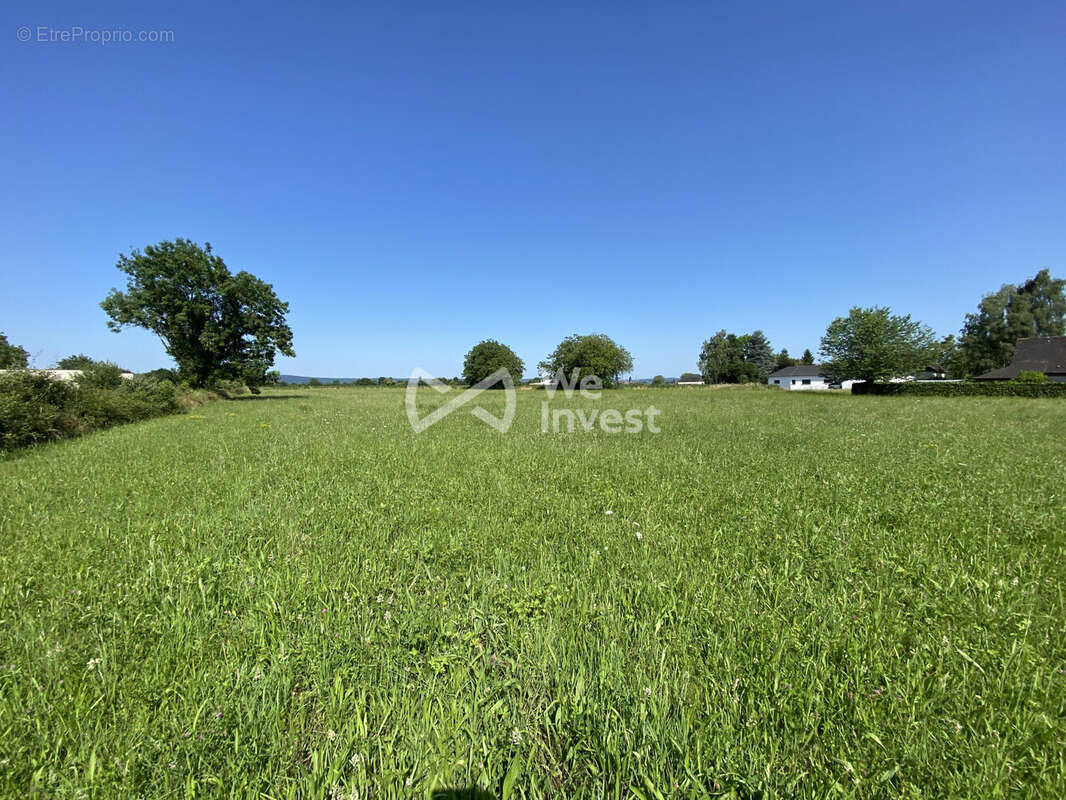 Terrain à ARROS-DE-NAY