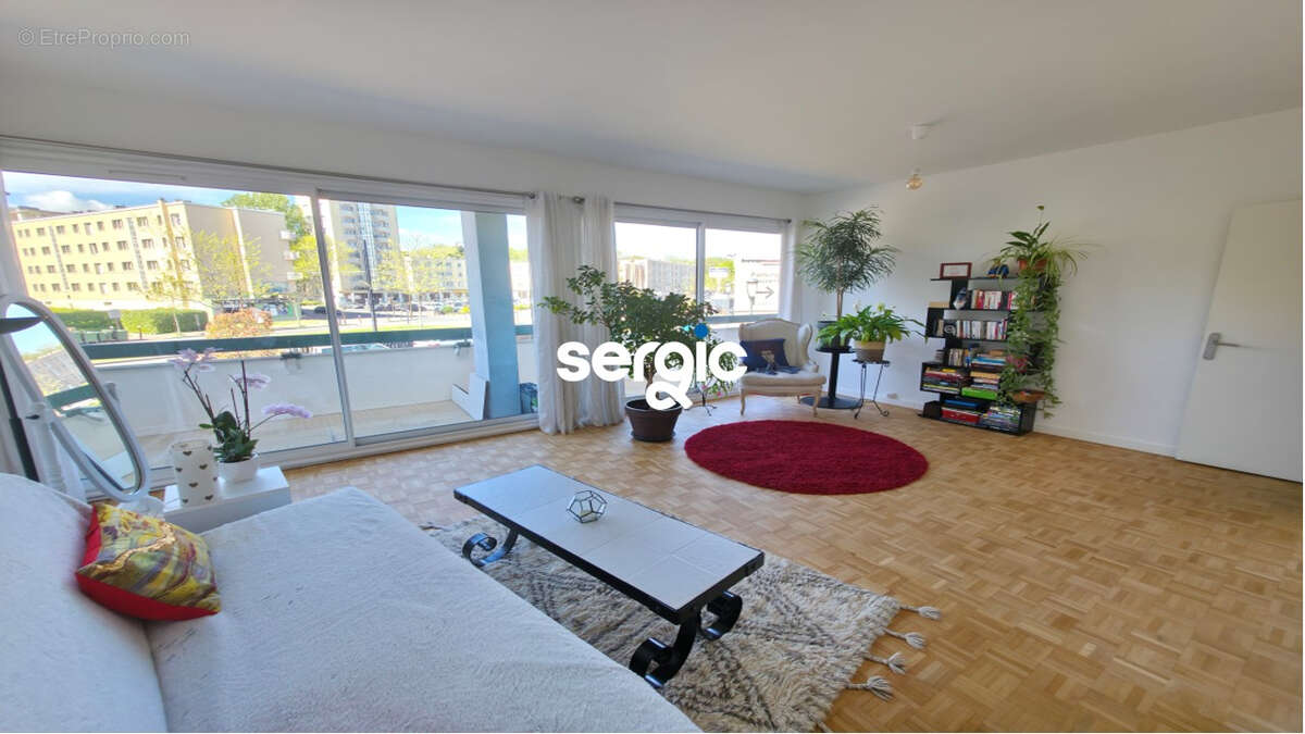 Appartement à CHATENAY-MALABRY