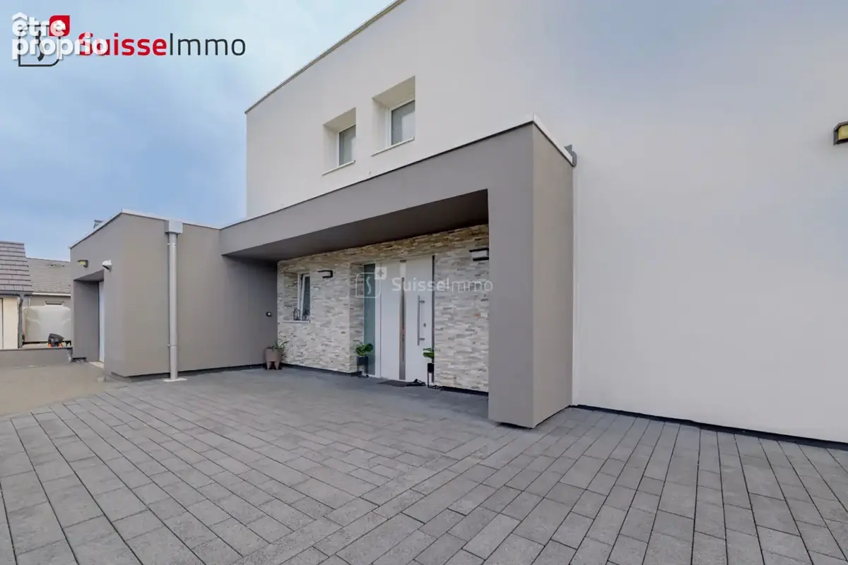 Maison  5 pièce(s) 159 m2 - photo 2