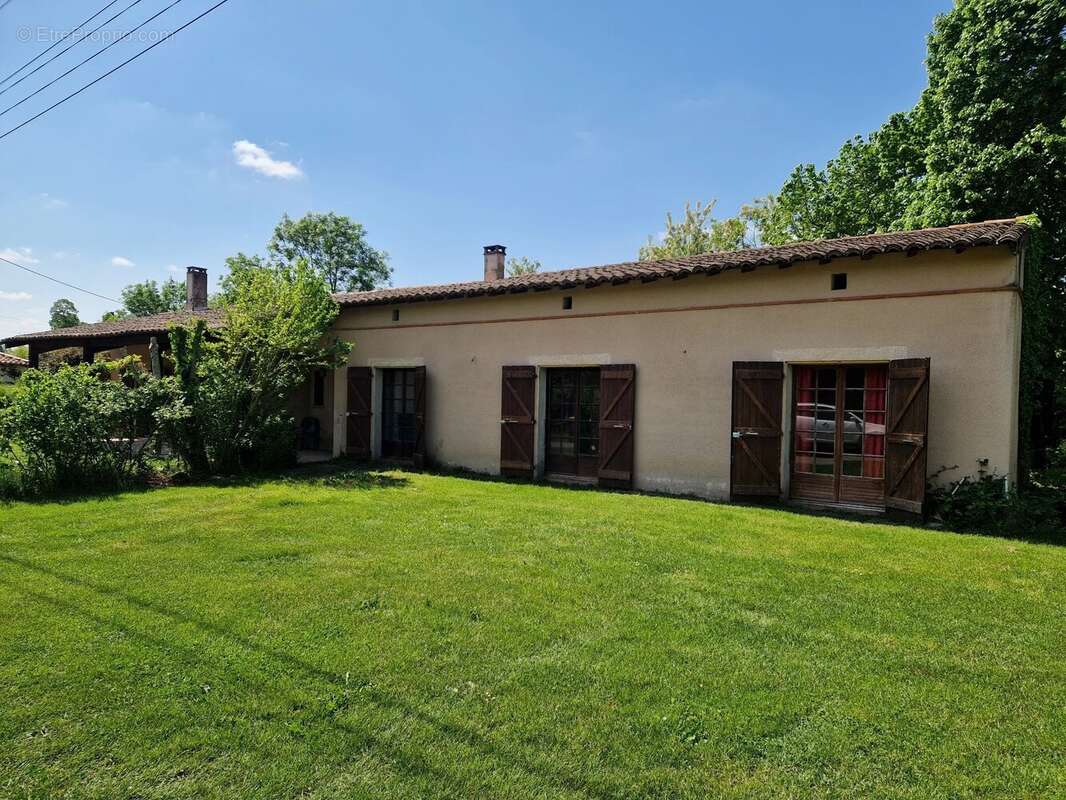 Maison à DREMIL-LAFAGE