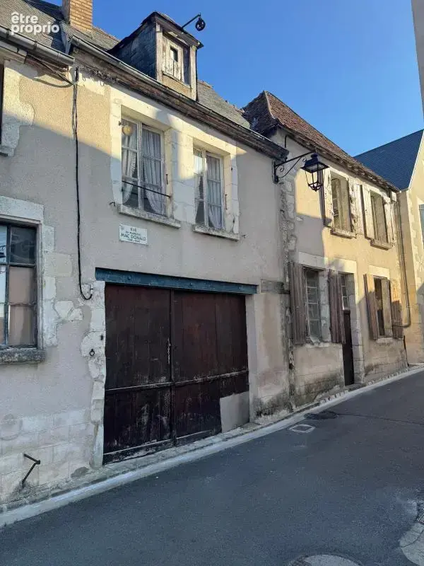 SANCERRE CENTRE-VILLAGE — Maison de caractère à rénover entièrement avec jardinet et garage - photo 3