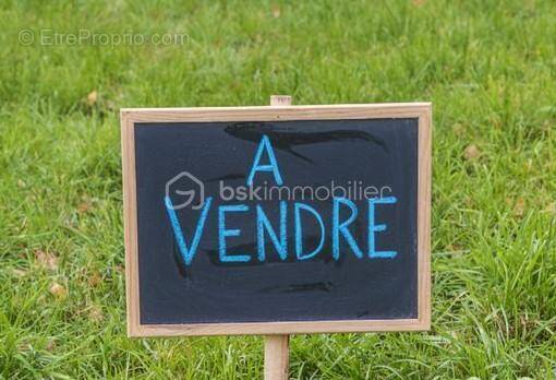 Terrain à SAINT-DENIS