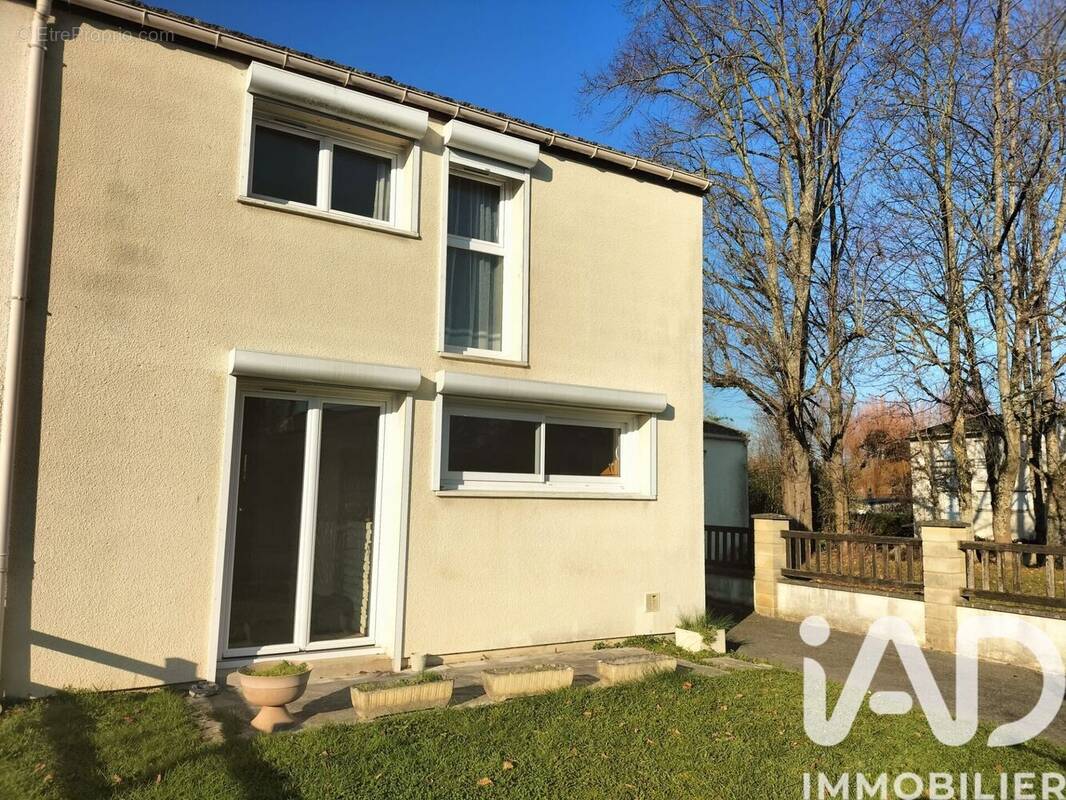 Photo 1 - Maison à ROISSY-EN-BRIE